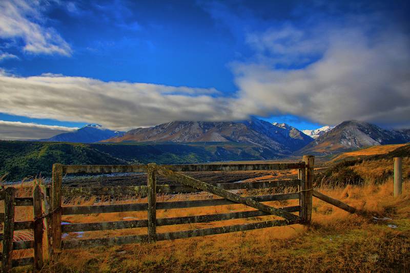 Family Peaks Southland